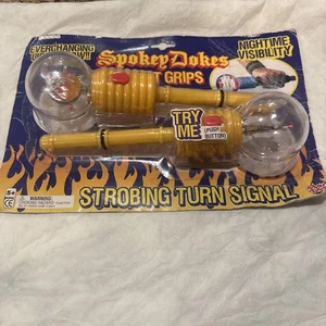 2004, SPOKEY DOKES LIGHT GRIPS STROBING TURN SIGNAL FOR BICYCLE HANDLEBAR. NOS - Picture 1 of 11