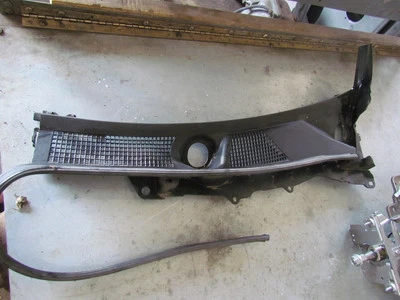 Infiniti G25x LH 2011 cubierta limpiaparabrisas con sello 66863 JK600 Foto 1 de 3