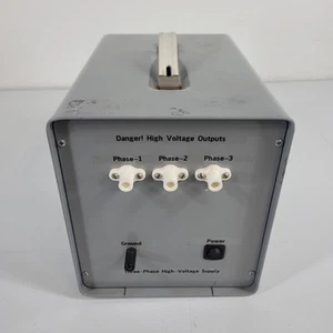 *Cable de alimentación cortado* Fuente de alimentación portátil trifásica de alto voltaje 120 VCA / 5A - Imagen 1 de 8