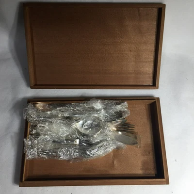 VTG 1847 Rogers Bros. Silverware For 6 In Redwood Box - Image 1 of 4