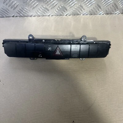 VOLKSWAGEN CRAFTER PANEL INTERRUPTOR PELIGRO MOLDURA 9069052100 A9069017201 2015 Foto 1 de 4