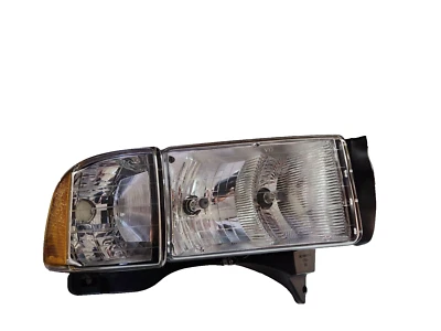 Right Headlight Assembly 1999-2001 Dodge Ram 1500 part 2221-0032R Foto 1 de 2