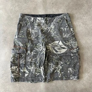 Rusty RealTree Cargo Shorts Mens 34" Vintage Camouflage Bottoms, Green - Picture 1 of 9