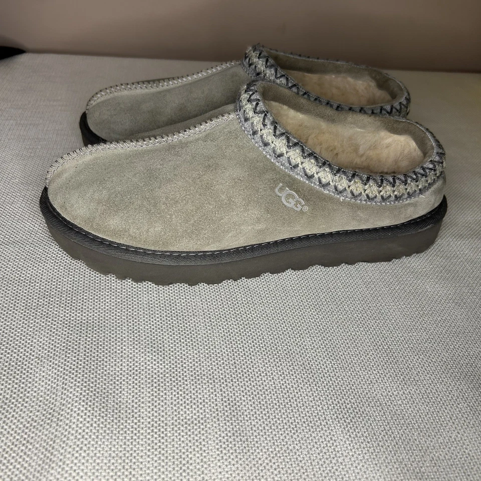 Zapatillas UGG TASMAN Mujer Talla 8 Piel de Oveja Zapatillas Interior Exterior Gris Zapato Foto 1 de 3