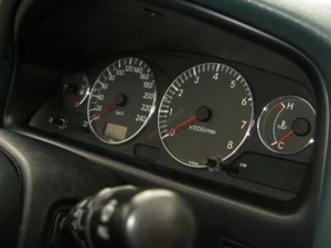 Per Toyota Avensis 1997-2003  Anelli per cruscotto in alluminio lucidato 4 pezzi - Picture 1 of 7