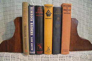 lot old west mystery adventure THE GOLD SKULL MURDERS SIBERIAN GOLD FLYING U & - Imagen 1 de 6
