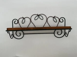 Vtg wrought iron & wood wall hanging shelf rack green red apples scroll kitchen - Picture 1 of 9