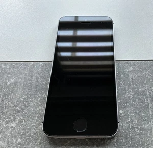 Apple iPhone Se 1. Generation Batterie 95% - Bild 1 von 7
