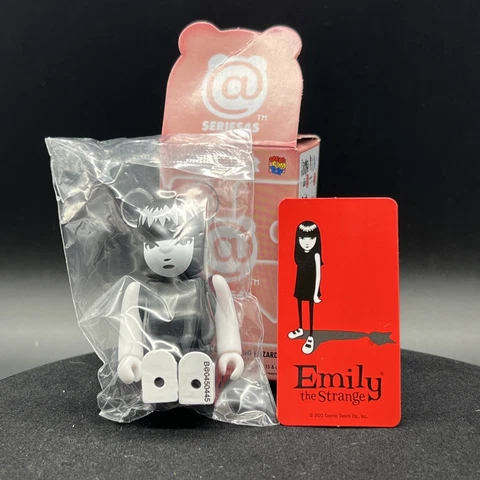 Emily The Strange 100% Series 45 Medicom Bearbrick Be@rbrick Cover