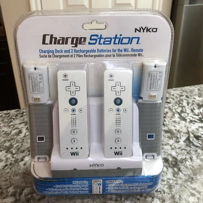 Nyko Charge Station Dock for Nintendo Wii Remote 2 Batteries & Covers NEW - Image 1 of 4