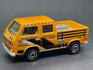 MATCHBOX VOLKSWAGEN TRANSPORTER CREW CAB ROAD SERVICE (WITH LOAD)  - MINT - Picture 1 of 4