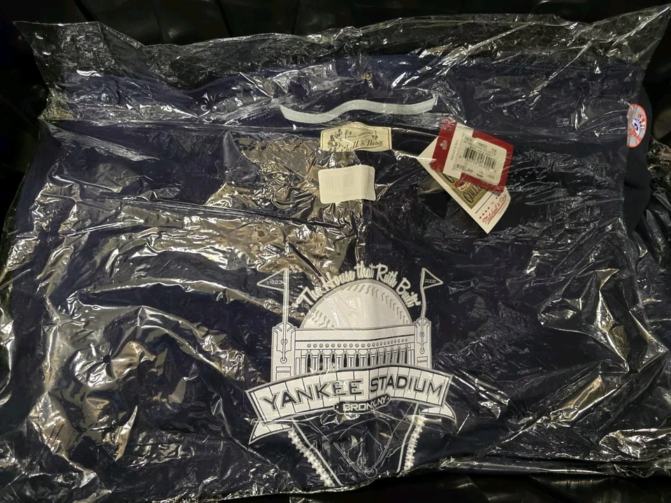 Camiseta "The House That Ruth Built" Yankee Stadium 3XL NUEVA CON ETIQUETAS T34 Foto 1 de 1