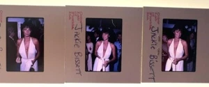 3 COLORES 35mm Foto Diapositiva ACTRIZ ICÓNICO SÍMBOLO SEXUAL JACQUELINE BISSET - Imagen 1 de 3