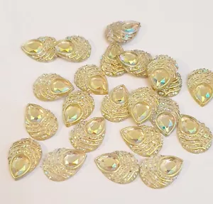 18mm Aufnäher Stich auf SCHMUCK EDELSTEIN KRISTALL STRASS klar Ab Pfau - Bild 1 von 1