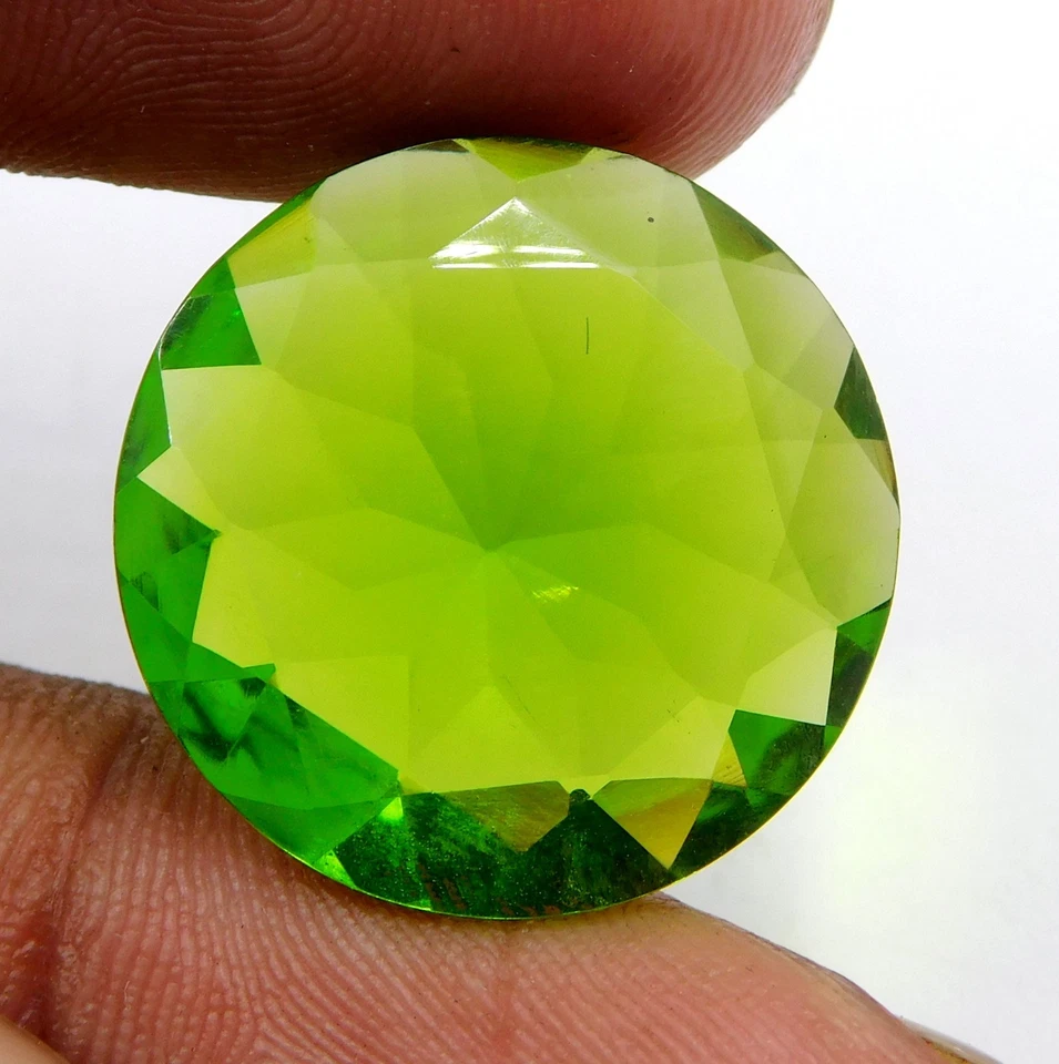 18 Cts 1 Pcs Peridot Round Cut Loose Lab Created Gemstone 20 MM For Pendant G-50 - Image 1 of 2