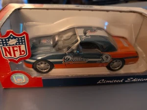 NFL MIAMI DOLPHINS 2002 Ford Thunderbird Die Cast Car, NEU, LIMITED EDITION - Bild 1 von 1