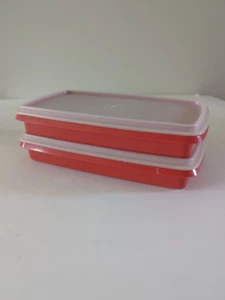 Vintage Tupperware lotto di 2 contenitori per salumi carne formaggio custode 816 rosso paprika - Foto 1 di 13