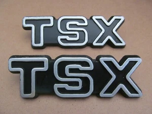 83-8331 SILVER & BLACK SIDE PANEL BADGE for TRIUMPH TSX PAIR - Picture 1 of 1