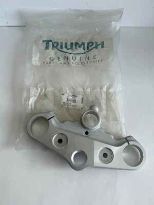 Triumph NUEVO OEM Speed Triple T2040862 horquillas abrazadera triple árbol superior 1994-1996 Foto 1 de 4