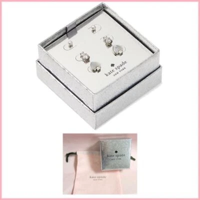 KATE SPADE ASSINATURA PÁ CAIXA 3 PEÇAS CONJUNTO DE BRINCO COM BOLSA DE PRESENTE NOVO NA CAIXA US$ 109 - Imagem 1 de 4