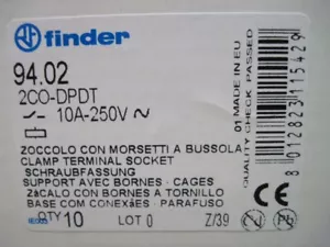 Enchufe de relé de montaje en riel Finder 94.02 DIN 8 pines 10A 250V ***CAJA DE 10*** - Imagen 1 de 9