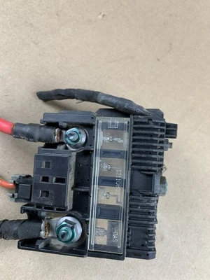 CHEVROLET SONIC TERMINAL CONNECTOR FUSE POSITIVE  BATTERY 2013 2015 2016 2017 - Image 1 of 4
