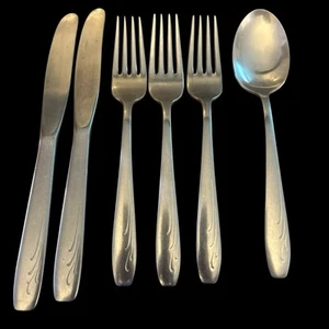 Wallace WAS31 18/10 Stainless Korea Flatware 6 Pc - Picture 1 of 4