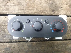 VAUXHALL VIVARO TRAFIC 1.6 TD HEATER CONTROLS WITH AIR CON 2015 - 2019 - Picture 1 of 10