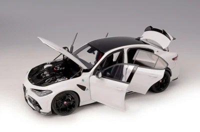 1/18 Motorhelix Alfa Romeo Giulia GTA Montreal Bianca Edizione Limitata ULTIMO - Immagine 1 di 4