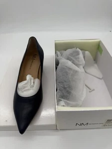 Neiman Marcus Women Navy Kipper Pointed-Toe Office Pump Shoes 9 M Nappa - Picture 1 of 5