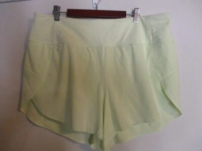 Athleta FAB! Pantalones Cortos Run With It Texturizados en Verde Tequila Talla Plus 1X Foto 1 de 4