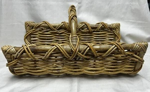 E5948 LARGE Vintage Hand Woven Wicker Gathering Harvest Basket With Handle - Picture 1 of 8