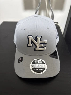 New England Patriots Rivalries Collection 2025 9SEVENTY Sombrero Ajustable NUEVO Gris Foto 1 de 4