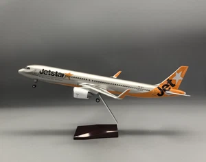 45CM 1:100 Jetstar AIRBUS A321neo Airplane Landing Gear Resin Aircraft Model - Picture 1 of 10