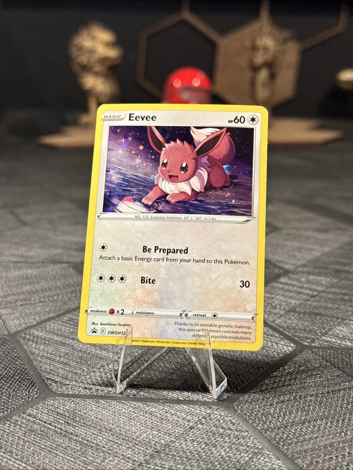 Eevee SWSH127 SWSH: Sword & Shield Promo Cards Holo - Image 1 of 4
