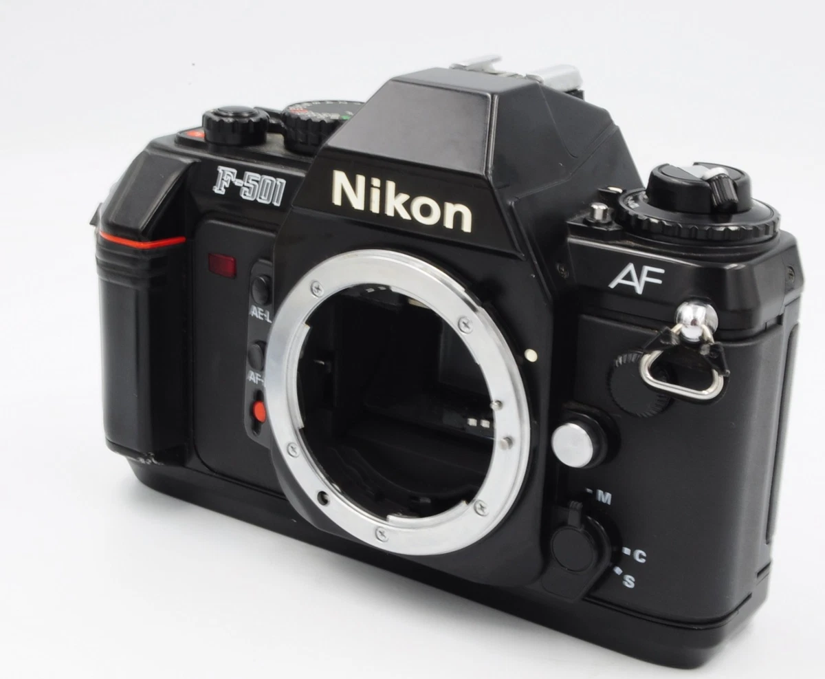フィルムカメラ Nikon F-501 & AF NIKKOR 28-80/3.5-5.6D フィルムカメラ Nikon F-501 & AF NIKKOR 28-80/3.5-5.6D Nikon F-501