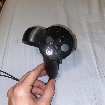 Oculus Left  Touch Controller TO-L Controller Only Tested! - Image 1 of 4