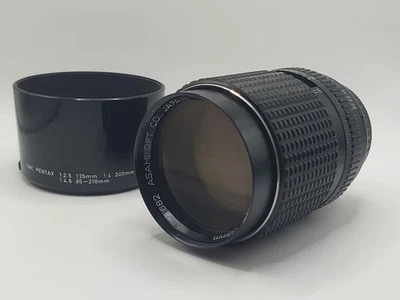 SMC Pentax 135mm F2.5 MF Telephoto Lens K mount with Hood, listed from Japan - Image 1 of 4