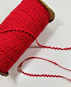 Red Tiny Rick Rack Trim Ribbon 1/4 inch wide x 20 yards Christmas B21 - Picture 1 of 5