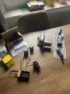 Sony Handycam DCR-HC40E MiniDV Digital Videokamera LCD Camcorder TOP Zustand - Bild 1 von 20