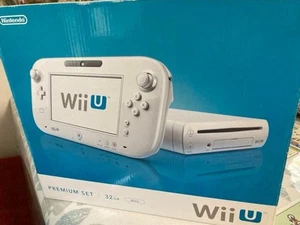 Nintendo Wii U Spielkonsole 32GB Gamepad Weiß NTSC-J (Japan) Unbenutzt Neu - Bild 1 von 6