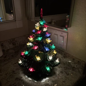 Vintage, beleuchteter grüner Weihnachtsbaum aus Keramik mit beleuchteten Vögeln & Musik - Bild 1 von 8