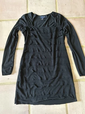 Vestido Max Edition Sexy Favorecedor Vestido Largo Negro En Niveles Capas Manga Larga XL Foto 1 de 2