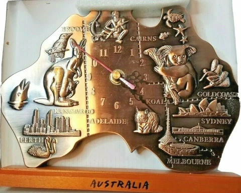 Australian Map Quartz Desk Clock Kangeroo Koala Table Mantle Copper Color Cover