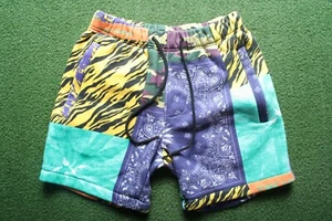 THE HUNDREDS 'Tremont' Camo Paisley Multi-Print 6.5" Inseam Sweat Shorts Sz. S - Picture 1 of 7