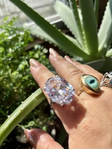 Zauberhafter großer weißer ovaler weißer Saphir einzigartiger Ring 53,56 ct. Größe 12 - Bild 1 von 10