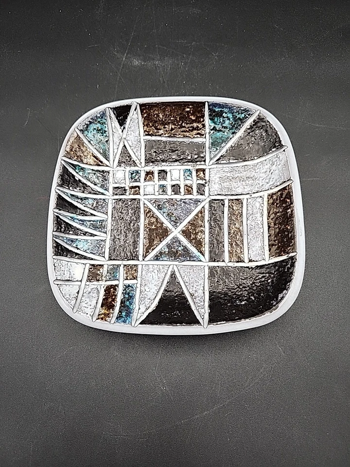 英格丽·阿特伯格/ Upsala Ekeby '60 年代 Tri 系列,石器,3D 盘 签名 阅读 — 第 1/4 张图片