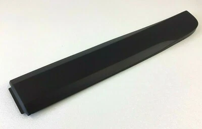 Chevrolet Traverse 2018-2021 puerta trasera lado del conductor negro moldura inferior OEM Foto 1 de 4