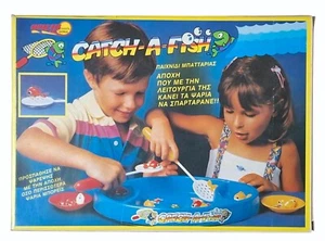 VINTAGE OSCAR TOYS CATCH A FISH BATTERY OPERATED BOARD GAME GREEK BRAND NEW RARE - Picture 1 of 7