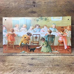 "Kleine Mädchen Essen nostalgisches Blechschild 4,75"" x 9" - Bild 1 von 1
